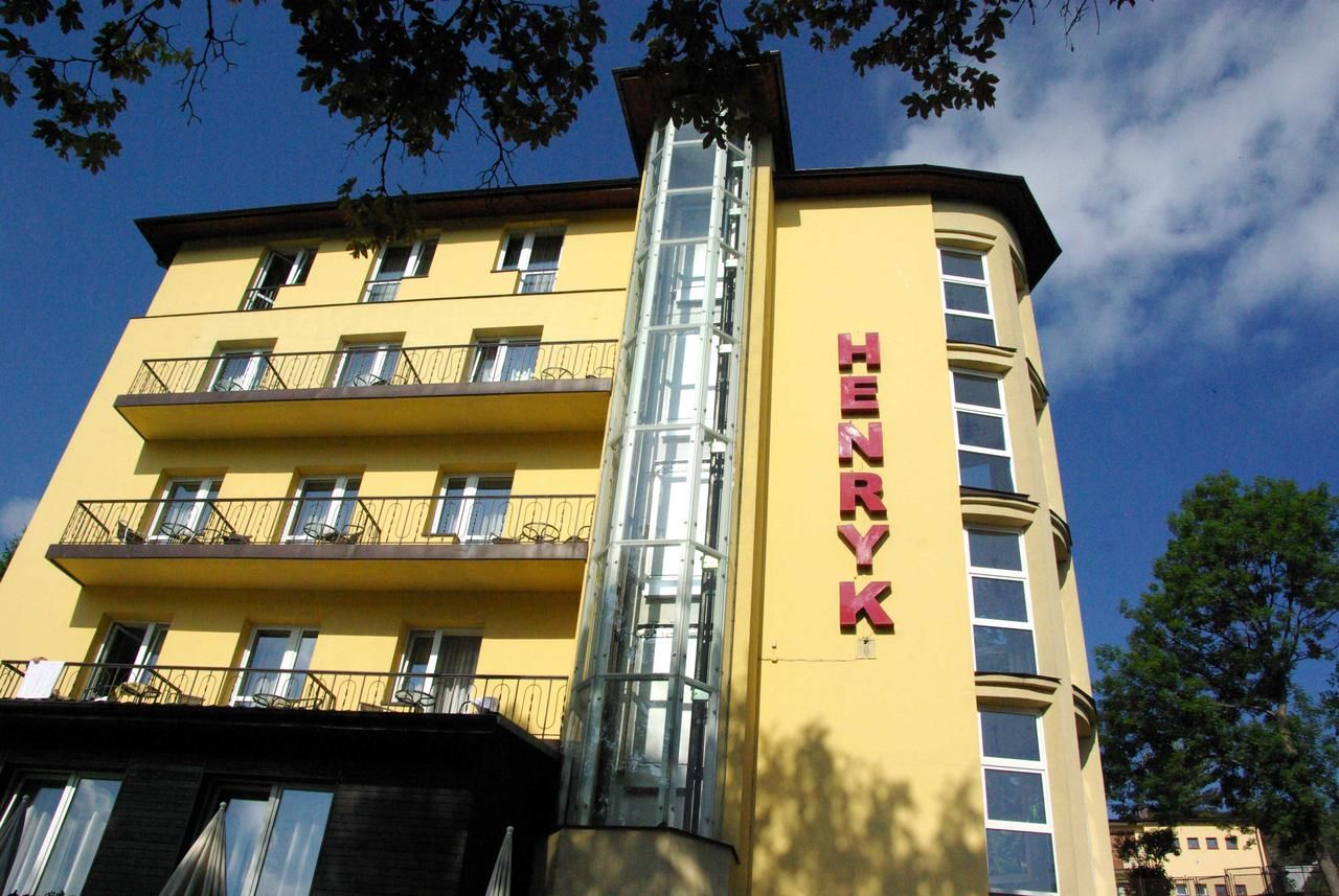 Отель Hotel Henryk Крыница-Здруй-18